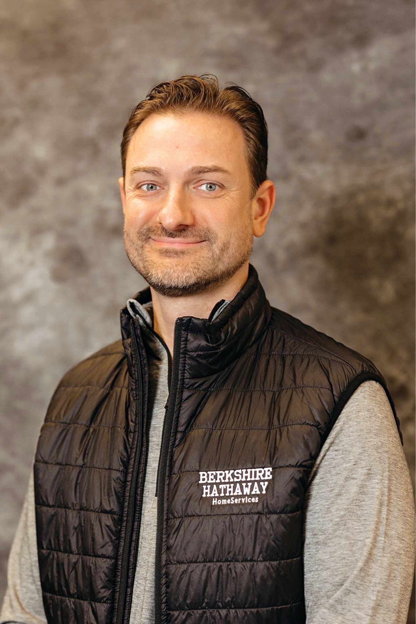 Agent Photo