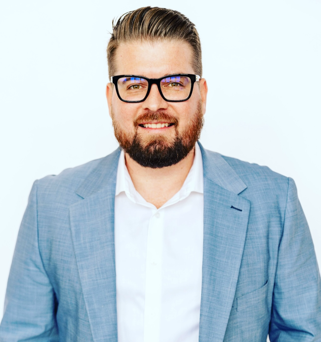 Agent Photo
